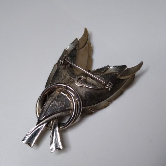 Vintage Metal Feather Brooch - Picture 9 of 16